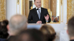 Prezydent Andrzej Duda przemawia podczas konferencji „Polska i Niemcy w Europie” z okazji 100-lecia Odzyskania Niepodległości zorganizowanej w Sali Wielkiej Zamku Królewskiego. Fot. PAP/P. Supernak