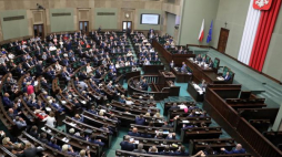 Sala obrad podczas pierwszego dnia 63. posiedzenia Sejmu, 5 bm. Fot. PAP/T. Gzell