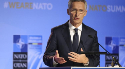 Sekretarz generalny NATO Jens Stoltenberg podczas konferencji prasowej szczytu Sojuszu Północnoatlantyckiego w Brukseli, 11.07.2018. Fot. PAP/EPA/T. Zenkovich 
