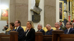 Mszą św. odprawioną w Katedrze Polowej Wojska Polskiego w Warszawie rozpoczęły się w środę centralne państwowe obchody Narodowego Dnia Pamięci Ofiar Ludobójstwa dokonanego przez ukraińskich nacjonalistów na obywatelach II Rzeczypospolitej Polskiej na Wołyniu.