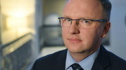 Szef gabinetu prezydenta RP Krzysztof Szczerski (C). Fot. PAP/R. Pietruszka