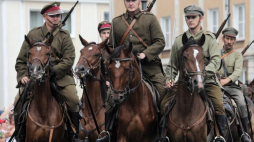 Rekonstrukcja jednego z epizodów bitwy o Białystok z 22 sierpnia 1920 roku. Białystok, 19.08.2018. Fot. PAP/A. Reszko
