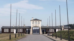 Dawny niemiecki obóz koncentracyjny w Gross-Rosen (obecnie Rogoźnica), 11 bm. Fot. PAP/M. Kulczyński