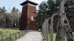 Teren dawnego niemieckiego obozu koncentracyjnego w Gross-Rosen (obecnie Rogoźnica) gdzie, 11 bm. trwają prace archeologiczne w ramach wznowionego przez IPN śledztwa ws. zbrodni dokonanych w tym obozie. Fot. PAP/M. Kulczyński