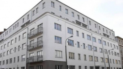 Budynek byłej siedziby NKWD przy ulicy Strzeleckiej 8 w Warszawie. Fot. PAP/L. Szymański