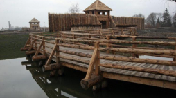 Rezerwat Archeologiczny na Zawodziu w Kaliszu. Fot. PAP/T. Wojtasik