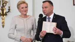 Prezydent Rzeczypospolitej Polskiej Andrzej Duda wraz z Małżonką Agatą Kornhauser-Dudą zainaugurowali akcję Narodowe Czytanie 2018. Fot. PAP/R. Pietruszka