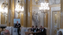 Od lewej: Andrzej Krzyżanowski (moderator), dr Rafał Lis, prof. Włodzimierz Bernacki, dr Władysław Pęksa oraz prof. Andrzej Zakrzewski. 