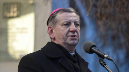 Bp Józef Guzdek. Fot. PAP/M. Obara