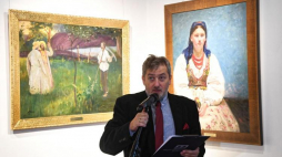 Dyrektor Muzeum Historycznego Michał Niezabitowski podczas prezentacji odnowionych wnętrz i wystawy stałej w Regionalnym Muzeum Młodej Polski "Rydlówka" w Krakowie. Kraków, 17.10.2018. PAP/J. Bednarczyk