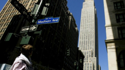 Nowy Jork, USA. Widok na niegdyś najwyższy drapacz chmur na świecie: Empire State Building w dzielnicy Manhattan. Fot. PAP/EPA/J. Lane