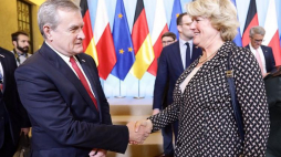 Wicepremier, minister kultury i dziedzictwa narodowego Piotr Gliński i pełnomocnik rządu Niemiec ds. kultury i mediów Monika Gruetters. Fot. Danuta Matloch. Źródło: MKiDN