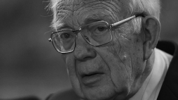 Prof. Jerzy Wyrozumski. Fot. PAP/J. Bednarczyk