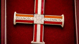 Krzyż Wolności i Solidarności. Fot. PAP/T. Żmijewski