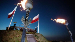 Płomień niepodległości zapalony na Kopcu Kościuszki w Krakowie. 10.11.2018. Fot. PAP/J. Graczyński