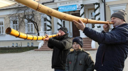 38. Konkurs Gry na Instrumentach Pasterskich im. Kazimierza Uszyńskiego w Muzeum Rolnictwa im. ks. Krzysztofa Kluka w Ciechanowcu. Fot. PAP/A. Reszko