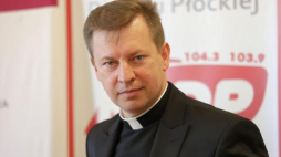 Ks. Paweł Rytel-Andrianik. Fot. PAP/L. Szymański