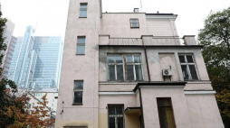 Dawny szpital dziecięcy przy ul. Siennej/Śliskiej w Warszawie - siedziba Muzeum Getta Warszawskiego. Fot. PAP/R. Guz 