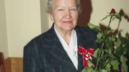 Uroczystość wręczenia gen. E. Zawackiej Krzyża Komandorskiego z Gwiazdą Orderu Odrodzenia Polski.  Warszawa 01.12.1993. PAP/J. Mazur 