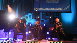 Motion Trio podczas koncertu charytatywnego „Jestem, bo jesteś”. Kraków, 10.02.2019. Fot. PAP/J. Bednarczyk