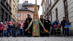 Pochód z Judoszem w Skoczowie. 2017 r. Fot. PAP/A. Grygiel