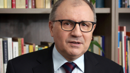 Prof. Józef Dobosz. Źródło: Piotr Namiota (UAM)