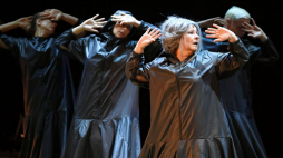 Próba medialna spektaklu „Trojanki” w gdańskim Teatrze Wybrzeże. 09.2018. Fot. PAP/A. Warżawa