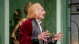 Aktor Dymitr Hołówko jako lgnacy Paderewski podczas próby medialnej spektaklu „Fantazja Polska” w reżyserii Macieja Wojtyszki. Fot. PAP/G. Michałowski