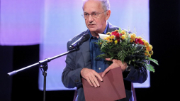 Maciej Zaremba-Bielawski podczas gali finałowej 10. edycji Nagrody im. Ryszarda Kapuścińskiego za Reportaż Literacki. Fot. PAP/P. Supernak
