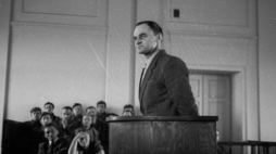 Rotmistrz Witold Pilecki podczas procesu przed Wojskowym Sądem Rejonowym w Warszawie. 03.1948. Fot. PAP/CAF