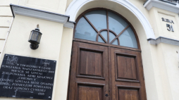 Warszawa, 14.05.2019. Nieczynny dziecięcy szpital zakaźny d. Szpital Dziecięcy Bersohnów i Baumanów, 14 bm. przy ul. Śliskiej 51/Siennej 60 w Warszawie przed jego remontem. W tym miejscu ma znaleźć się siedziba dyrekcji Muzeum Getta Warszawskiego. Fot. PAP/T. Gzell