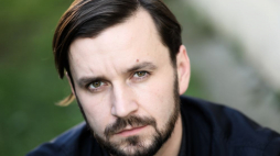 Warszawa, 30.09.2017. Piotr Domalewski – aktor, reżyser i scenarzysta.  PAP/R. Guz