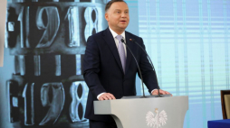 Warszawa, 04.06.2019. Prezydent RP Andrzej Duda podczas uroczystego posiedzenia Senatu z okazji 30. rocznicy wolnych wyborów do Senatu. PAP/R. Guz