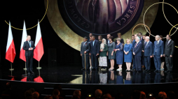 Warszawa, 19.06.2019. Prezydent Andrzej Duda podczas gali wręczenia medali "Virtus et Fraternitas" w Teatrze Polskim w Warszawie. Fot. PAP/L. Szymański