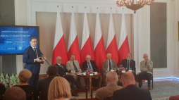 Prezes IPN dr Jarosław Szarek podczas otwarcia XI debaty belwederskiej historyków pt. „Walka o granice 1918–1919”, organizowanej przez Kancelarię Prezydenta oraz Instytut Pamięci Narodowej.