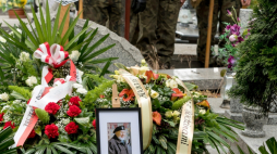  Wrocław, 10.07.2019. Na cmentarzu przy ulicy Bujwida we Wrocławiu, 10 bm. pochowano prochy Ryszarda Filipowicza ps. Gryf, honorowego prezesa Okręgu Dolnośląskiego Światowego Związku Żołnierzy Armii Krajowej. Gryf w wieku 14 lat rozpoczął służbę w patrolu dywersyjnym Kedywu Bazy „Miód”. W 1944 roku wziął udział w Operacji Ostra Brama. Fot. PAP/M. Kulczyński