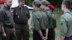 Prezydent Andrzej Duda podczas wizyty w Opartowie. Fot. PAP/A. Reszko