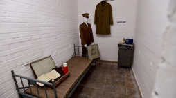 Wystawa wyposażenia wojskowego z różnych okresów w Muzeum Techniki Wojskowej w Szczecinie. Fot. PAP/M. Bielecki