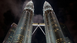 Petronas Towers w Kuala Lumpur. Fot. PAP/DPA