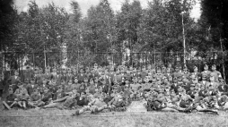 I Powstanie Śląskie: I kompania 1 batalionu Straży Granicznej. 1919 r. Fot. NAC