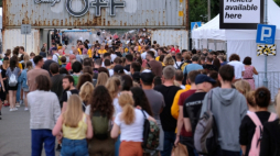 Katowice, 02.08.2019. Off Festival - jeden z najważniejszych letnich festiwali muzycznych w Polsce - rozpoczął się 2 bm. w Dolinie Trzech Stawów w Katowicach. Przez trzy dni odbędzie się blisko 80 koncertów na 5 scenach. Organizatorzy spodziewają się nawet 20 tys. uczestników. Fot. PAP/A. Grygiel