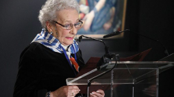 Bronisława Karakulska podczas obchodów 73. rocznicy wyzwolenia niemieckiego obozu Auschwitz-Birkenau, Brzezinka, 27.01.2018. Fot. PAP/S. Rozpędzik