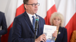Warszawa, 25.09.2019. Prezes IPN Jarosław Szarek podczas otwarcia wystawy pt. "Pierwsza odsłona. Okupacja niemiecka na Kaszubach i Kociewiu, 1939 r.", 25 bm. w siedzibie Senatu w Warszawie. Fot. PAP/M. Obara
