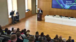 Warszawa, 17 09 2019. Wykład Rogera Moorhouse'a podczas konferencji naukowej „Początek nowego ładu: Europa 1939–1940”. Źródło: Archiwum prywatne M. S.