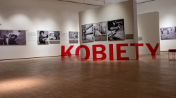 Wystawa „Zakazy, wykluczenia, przesądy. Fotograficzna opowieść o kobietach w przemyśle” w Muzeum Śląskim w Katowicach. Fot. PAP/H. Bardo