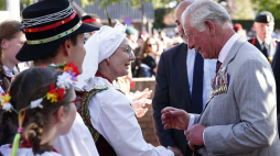 Brytyjski następca tronu książę Karol podczas uroczystości w Driel upamiętniających udział 1. Samodzielnej Brygady Spadochronowej w operacji Market Garden. 21.09.2019. Fot. PAP/EPA