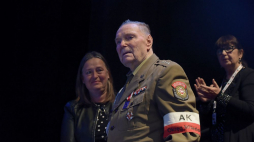 Żołnierz AK Eugeniusz Siemaszko podczas gali otwarcia XI Festiwalu Filmowego „Niepokorni, Niezłomni, Wyklęci” w Gdyni. Fot. PAP/R. Jocher