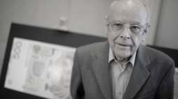 Warszawa, 06.06.2016. Andrzej Heidrich podczas prezentacji nowego banknotu obiegowego o nominale 500 zł. Fot. PAP/J. Turczyk