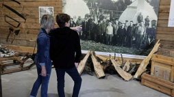Otwarcie wystawy „Dawne leśnictwo na Podlasiu” w Podlaskim Muzeum Kultury Ludowej w Wasilkowie. Fot. PAP/A. Reszko