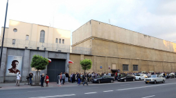 Kolejka chętnych do zwiedzenia Muzeum Żołnierzy Wyklętych i Więźniów Politycznych PRL podczas Nocy Muzeów w Warszawie. 2018 r. Fot. PAP/T. Gzell